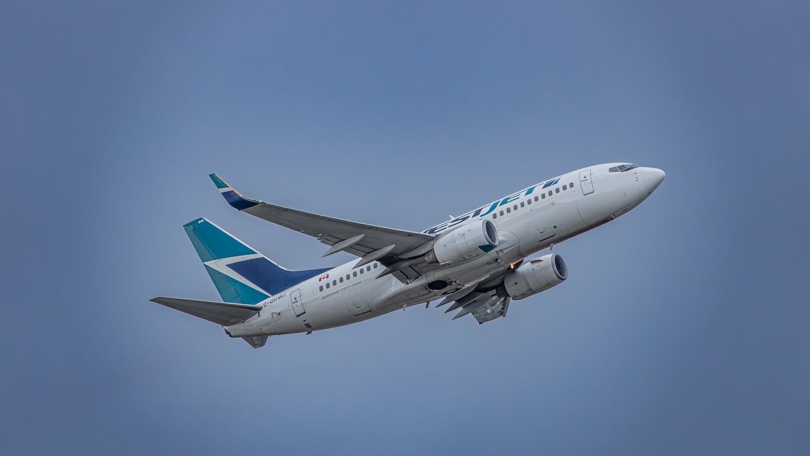 Mystery Surrounds Fatal Frontier Airlines Runway Incident: Identity Withheld After Denver Runway Death