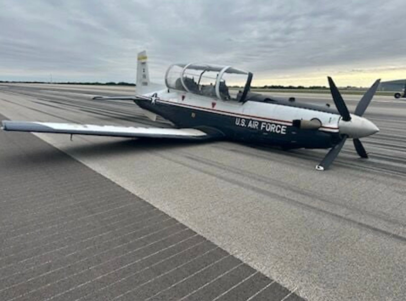 The Vance Air Force T-6A Emergency Landing: What Happened All We Know